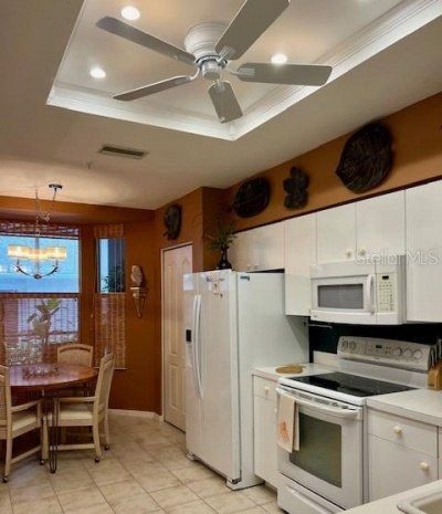 9611 Castle Point Drive, Unit 916, Sarasota, FL 34238 Photo
