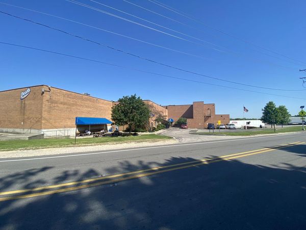 6303 Maxon Rd, Harvard, IL 60033