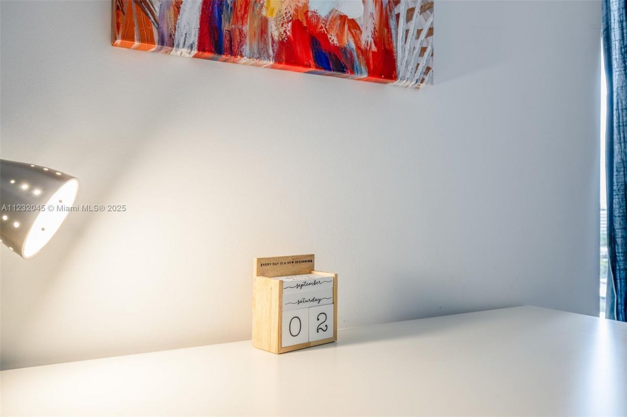 151 SE 1st St, Unit 809, Miami, FL 33131 Photo