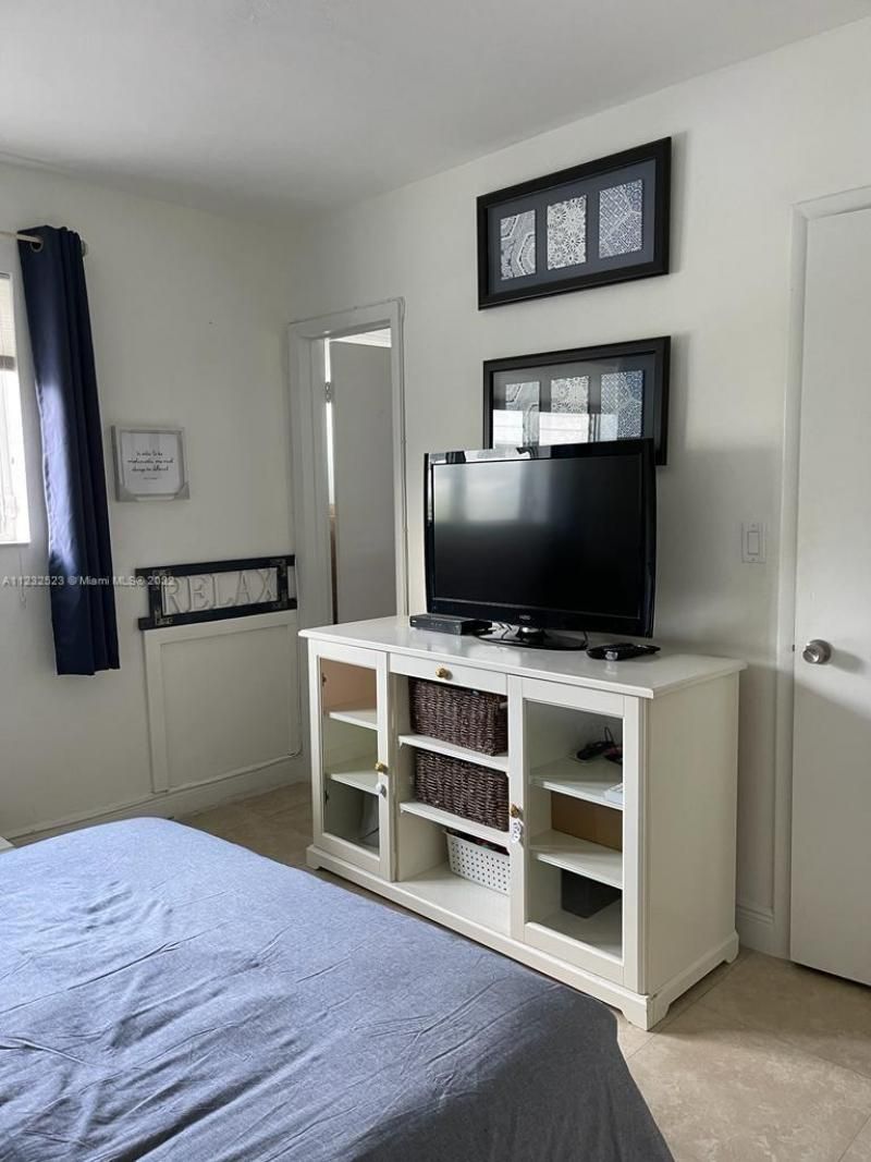 100 Sunrise Dr, Unit 25, Key Biscayne, FL 33149 Photo