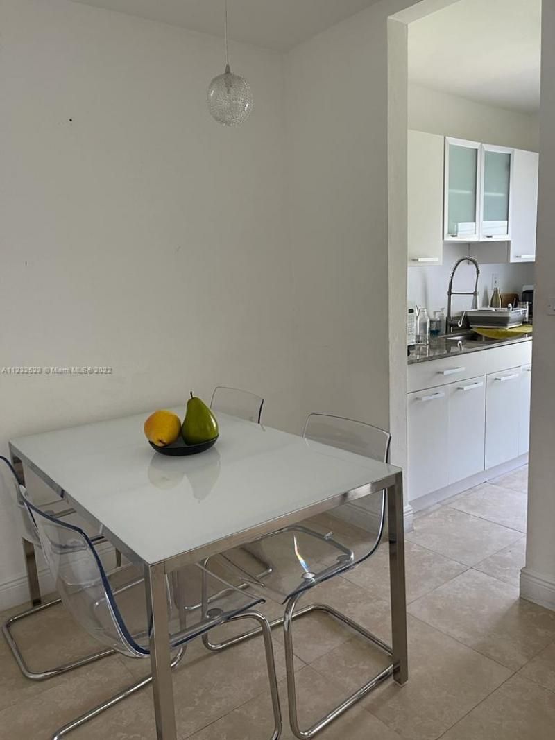 100 Sunrise Dr, Unit 25, Key Biscayne, FL 33149 Photo