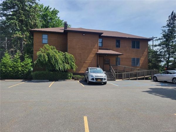 410 E Main Street, Middletown, NY 10940