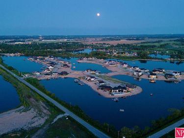 28025 W Valley Street, Valley, NE 68064