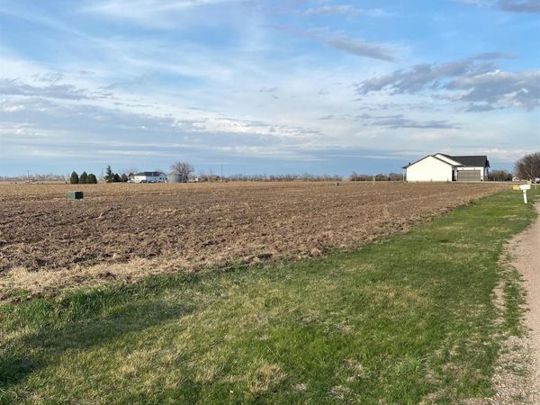 610 W 12th Street, Dorchester, NE 68343