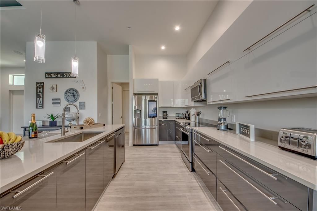 1502 SW 28th St, Cape Coral, FL 33914 Photo