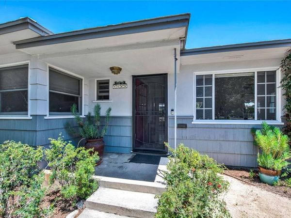 1135 W 10th Street, Santa Ana, CA 92703