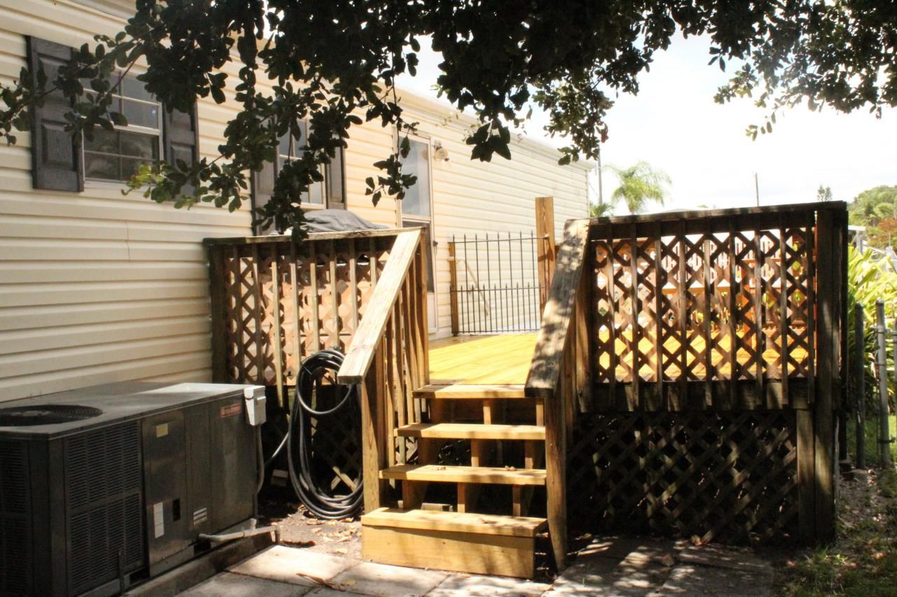 7409 SE Eagle Avenue, Hobe Sound, FL 33455 Photo