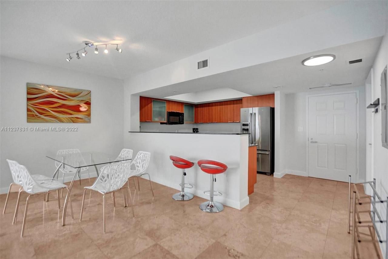 16699 Collins Av, Unit 3105, Sunny Isles Beach, FL 33160 Photo