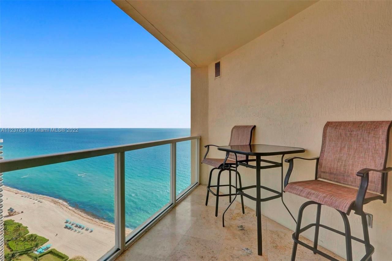 16699 Collins Av, Unit 3105, Sunny Isles Beach, FL 33160 Photo