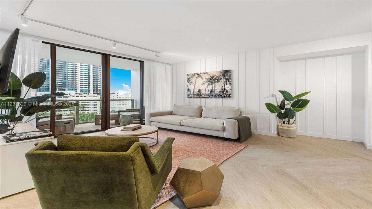 2201 Collins Ave, Unit 804, Miami Beach, FL 33139 Photo