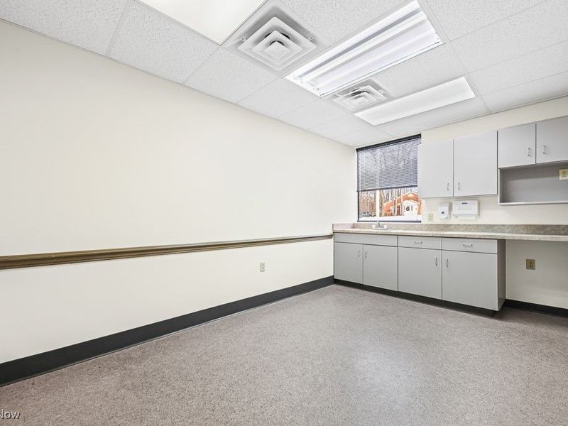 885 S Sawburg Avenue, Unit 101, Alliance, OH 44601 Photo 20