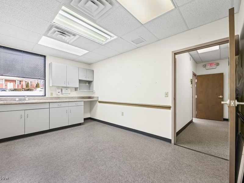 885 S Sawburg Avenue, Unit 101, Alliance, OH 44601 Photo 21