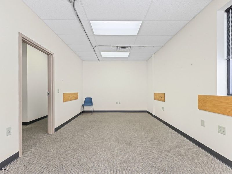 885 S Sawburg Avenue, Unit 101, Alliance, OH 44601 Photo 23