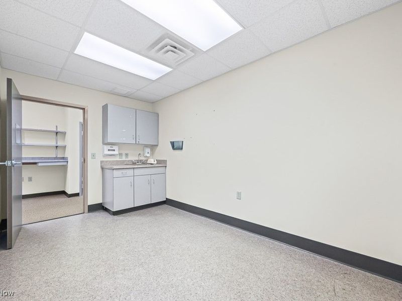 885 S Sawburg Avenue, Unit 101, Alliance, OH 44601 Photo 28