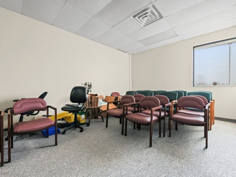 885 S Sawburg Avenue, Unit 110, Alliance, OH 44601 Photo 11