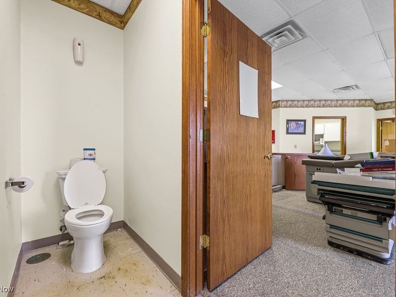 885 S Sawburg Avenue, Unit 110, Alliance, OH 44601 Photo 8