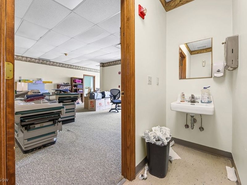 885 S Sawburg Avenue, Unit 110, Alliance, OH 44601 Photo 9