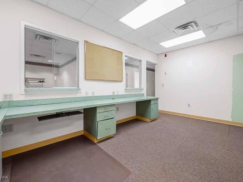 885 S Sawburg Avenue, Unit 108, Alliance, OH 44601 Photo 11