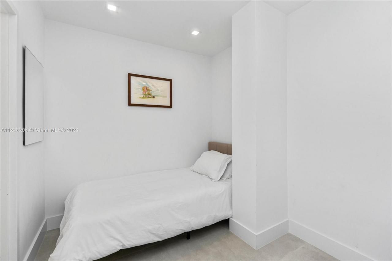 100 Lincoln Rd, Unit 1608, Miami Beach, FL 33139 Photo