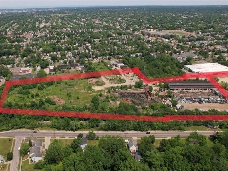 4010 E 116th Street, Cleveland, OH 44105 Photo 2