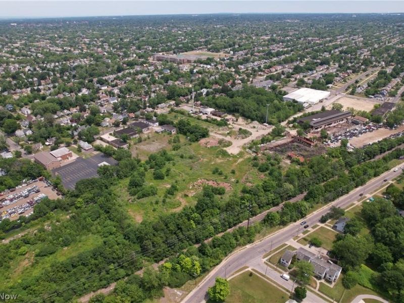 4010 E 116th Street, Cleveland, OH 44105 Photo 9