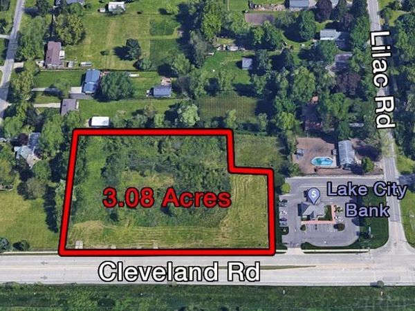 21189 Cleveland Road, South Bend, IN 46628