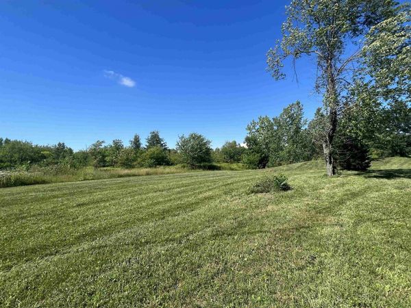 51521 Orange Road, South Bend, IN 46628