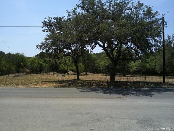 7235 LOW BID LN, San Antonio, TX 78250
