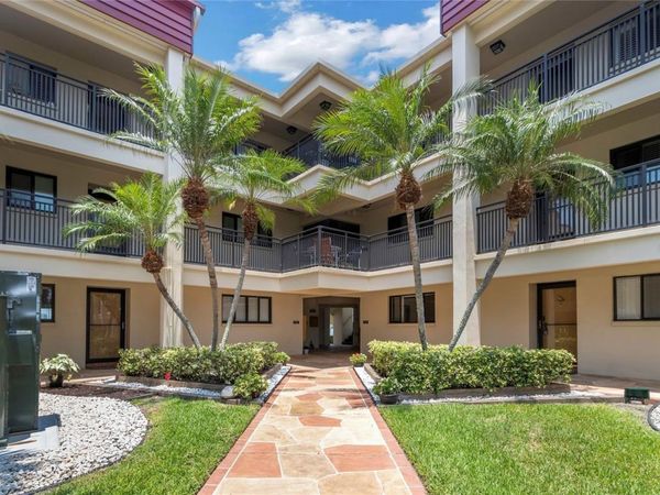 868 BAYWAY BOULEVARD, Unit 312, CLEARWATER, FL 33767