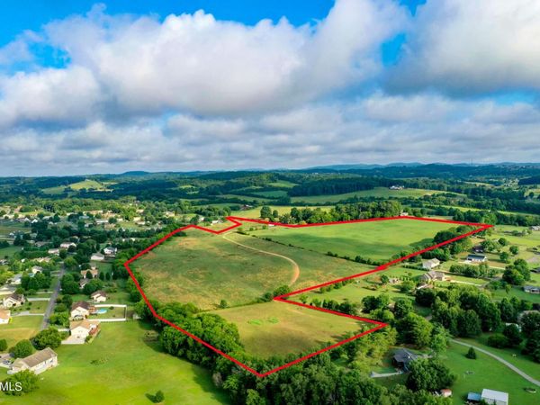 Hwy 139, Dandridge, TN 37725