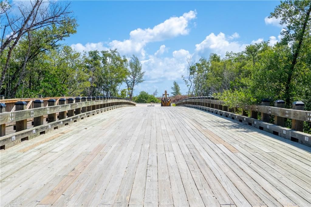 4372 Diamond Shores Way, Hutchinson Island, FL 34949 Photo