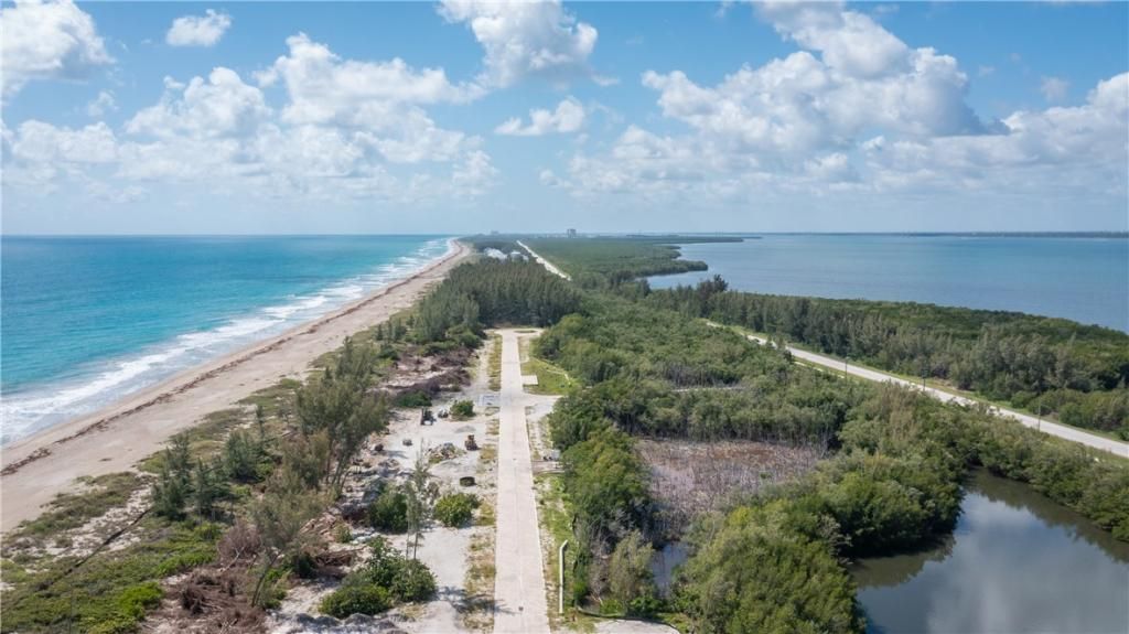 4372 Diamond Shores Way, Hutchinson Island, FL 34949 Photo