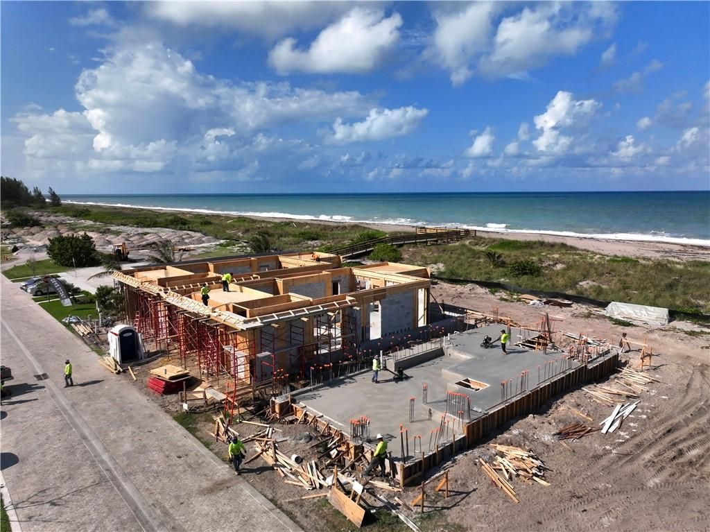 4372 Diamond Shores Way, Hutchinson Island, FL 34949 Photo