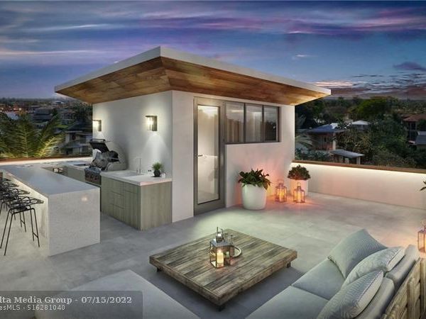 3209 SE 8 Street, Unit 710, Pompano Beach, FL 33062