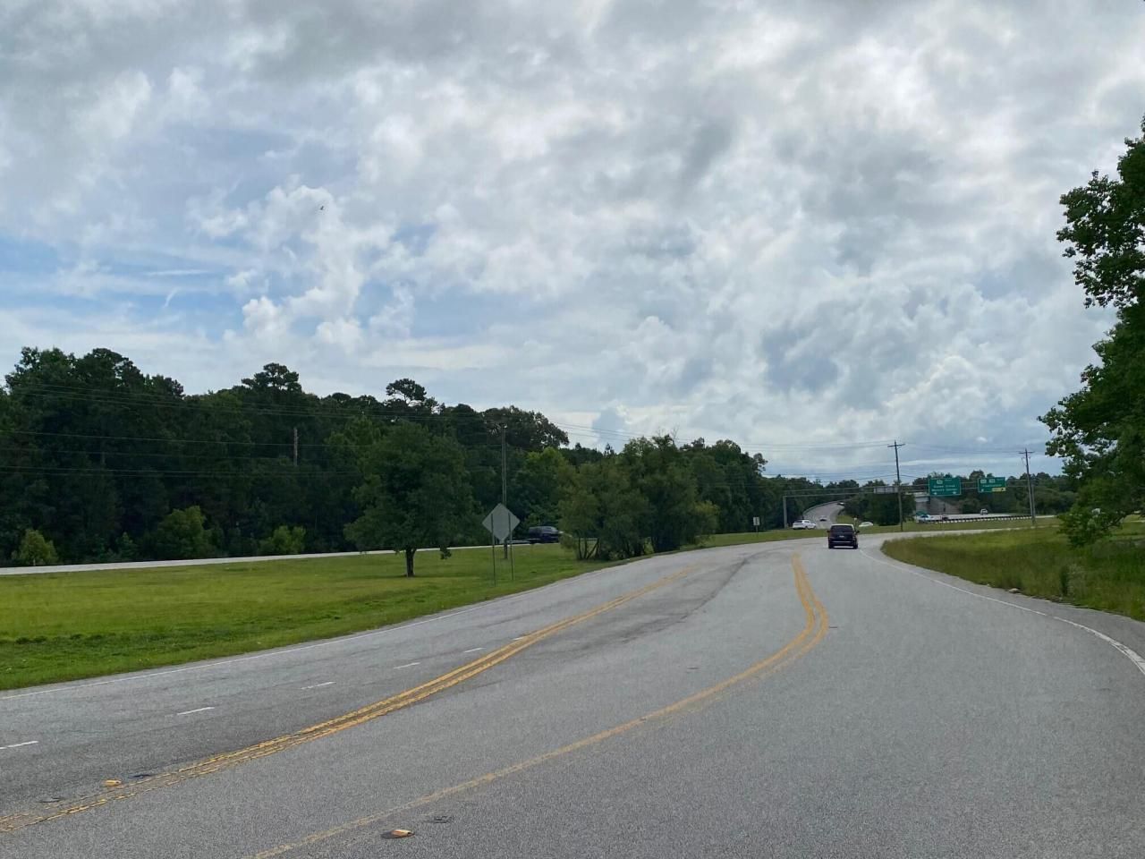 8899 Old University Boulevard Photo 4