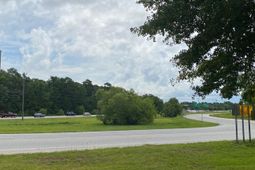 8899 Old University Boulevard photo 4