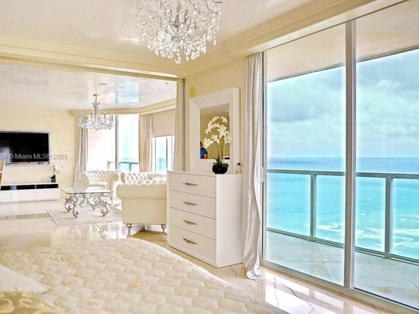 16699 Collins Ave, Unit 2508, Sunny Isles Beach, FL 33160