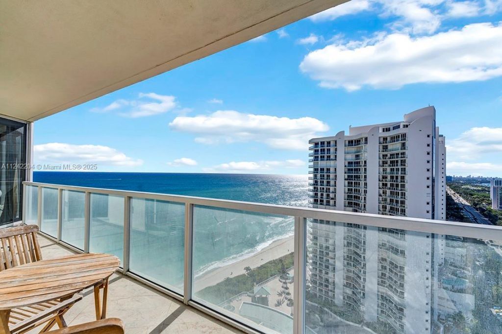 16699 Collins Ave, Unit 2508, Sunny Isles Beach, FL 33160 Photo