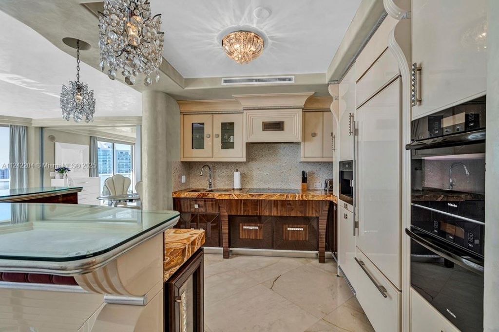 16699 Collins Ave, Unit 2508, Sunny Isles Beach, FL 33160 Photo
