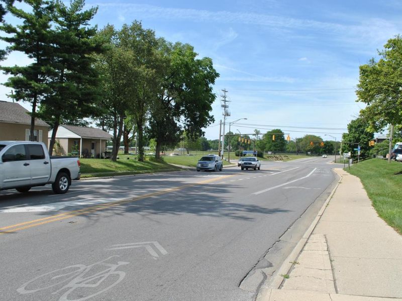 4686 Indianola Avenue, Columbus, OH 43214 Photo 12