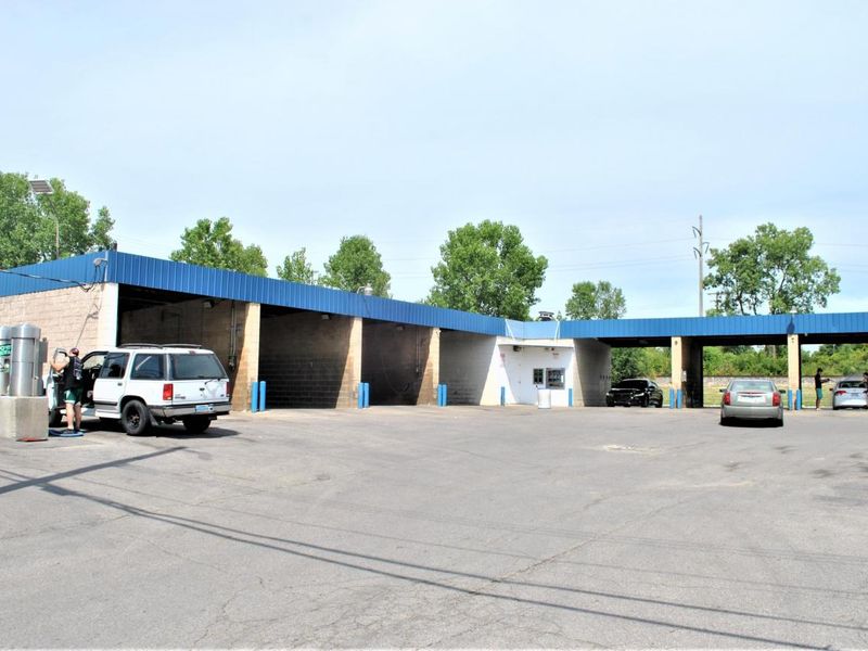 4686 Indianola Avenue, Columbus, OH 43214 Photo 2