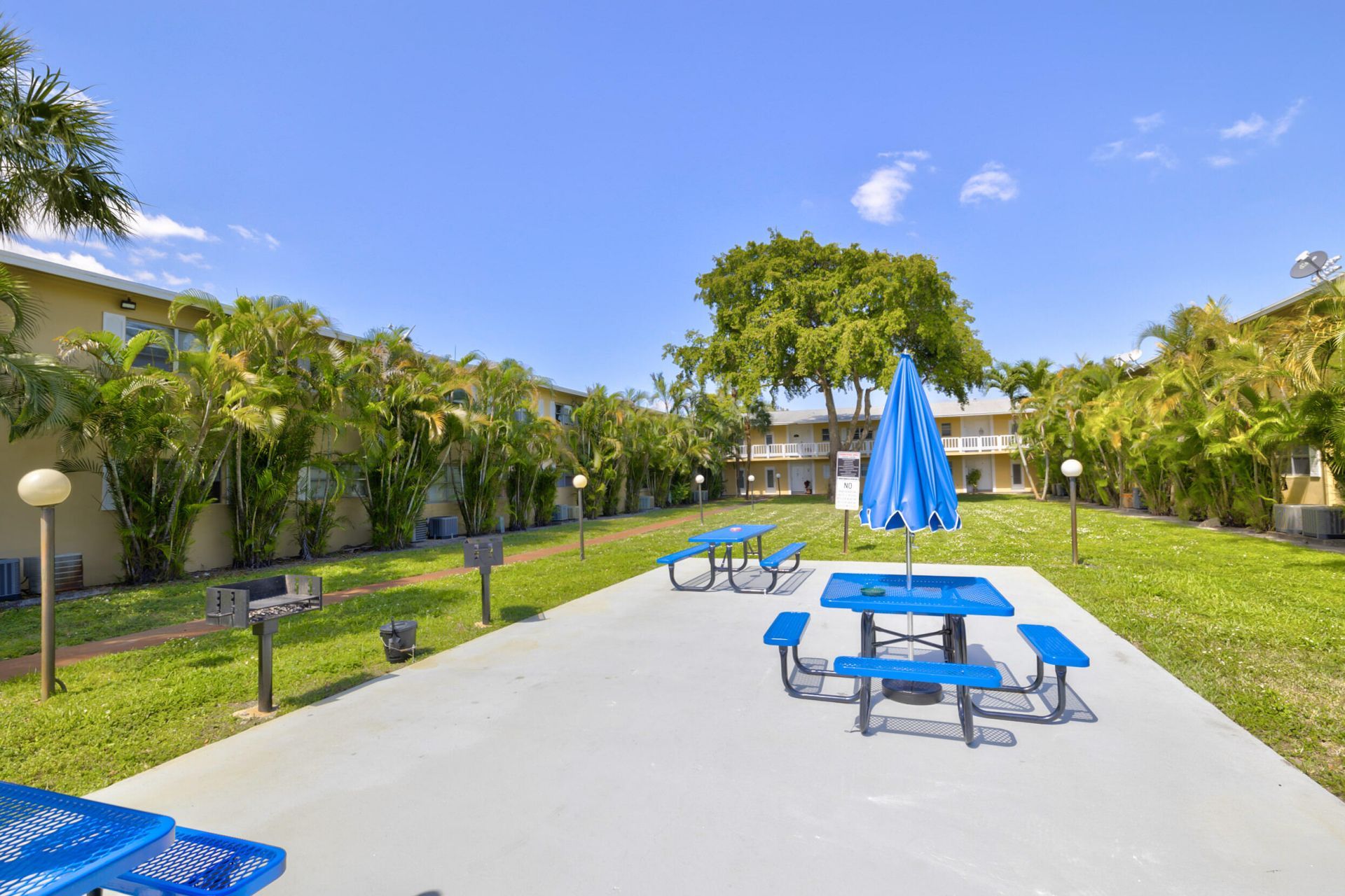 550 SE 2nd Avenue, Unit G27, Deerfield Beach, FL 33441 Photo