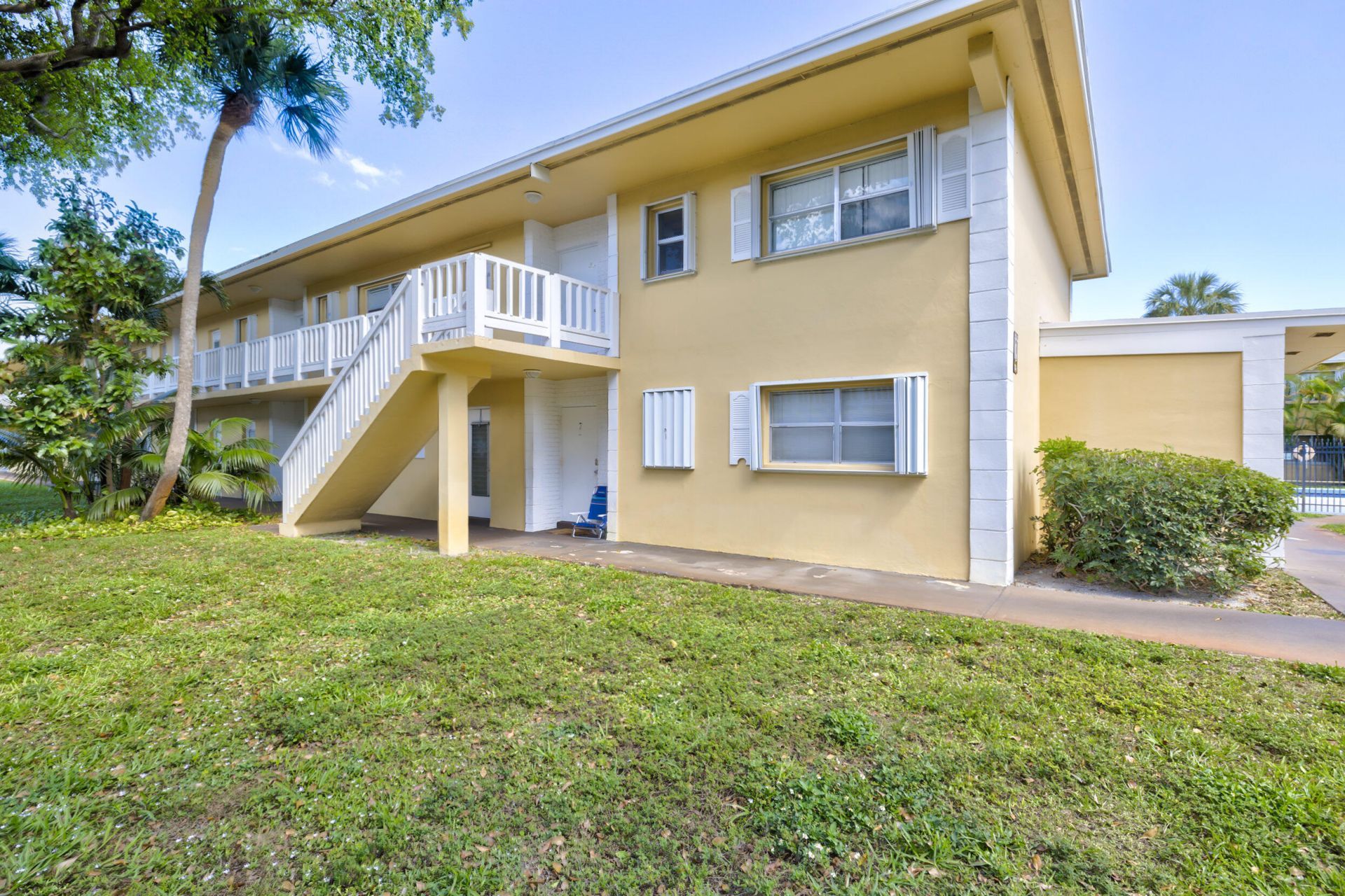 550 SE 2nd Avenue, Unit G27, Deerfield Beach, FL 33441 Photo
