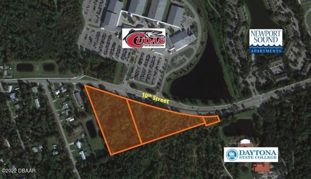 1070 10th Street, New Smyrna Beach, FL 32168 Main Photo