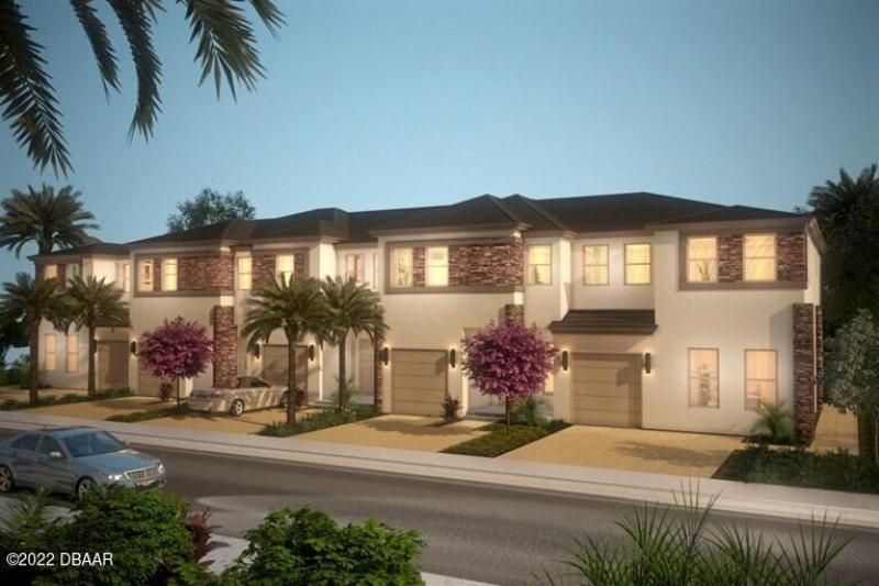 1070 10th Street, New Smyrna Beach, FL 32168 Photo