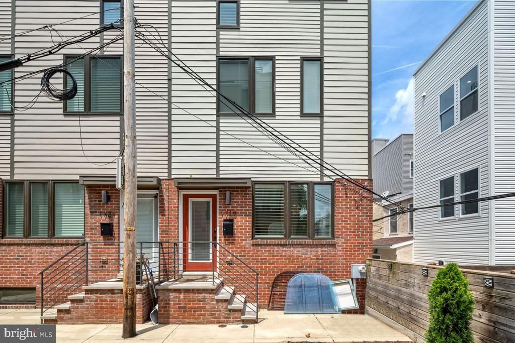 1719 Erdman Street, Philadelphia, PA 19130 Main Photo