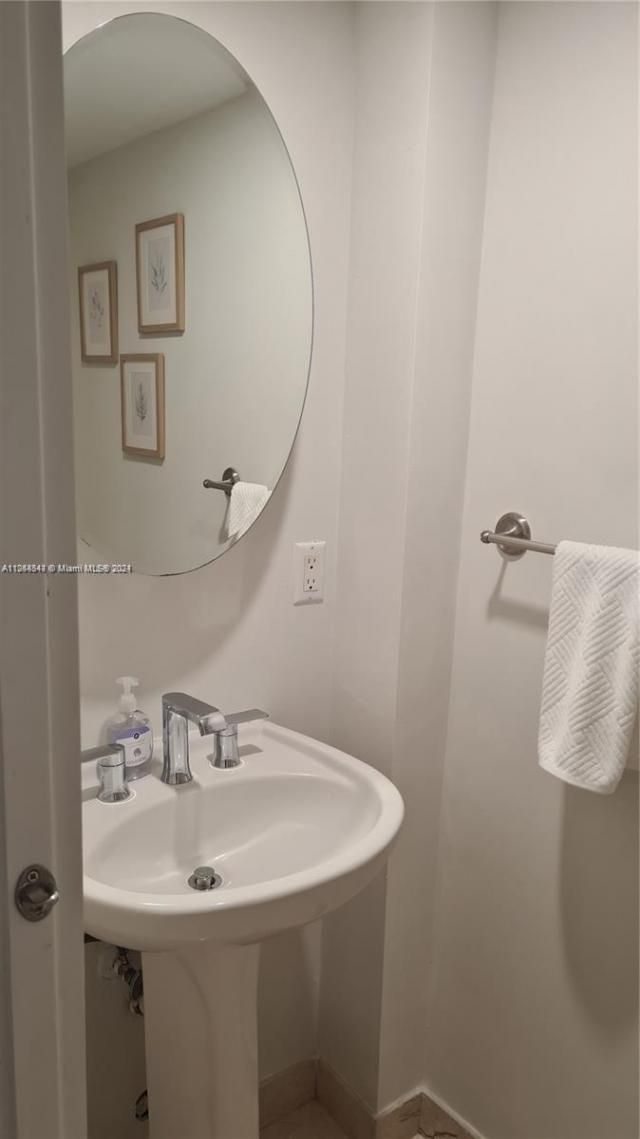 6917 Collins Ave, Unit 809, Miami Beach, FL 33141 Photo