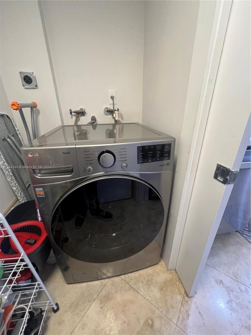 6917 Collins Ave, Unit 809, Miami Beach, FL 33141 Photo