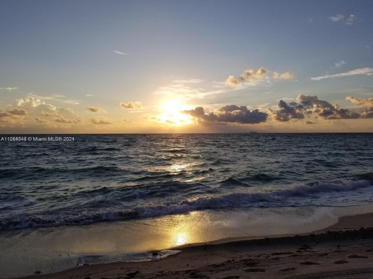 6917 Collins Ave, Unit 809, Miami Beach, FL 33141 Photo