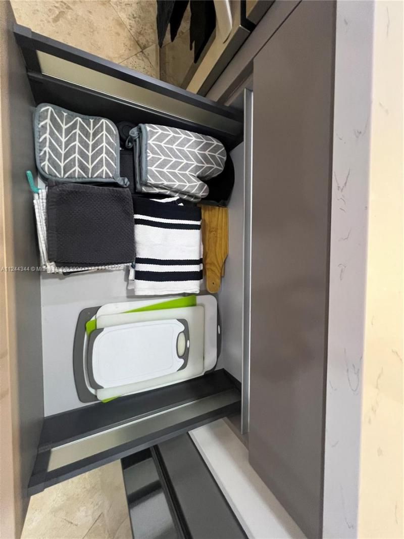 6917 Collins Ave, Unit 809, Miami Beach, FL 33141 Photo